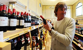 &laquo;Если я не добиваюсь успеха, надо искать другую работу&raquo;. Чего достиг Уэйн Гретцки без клюшки и шайбы