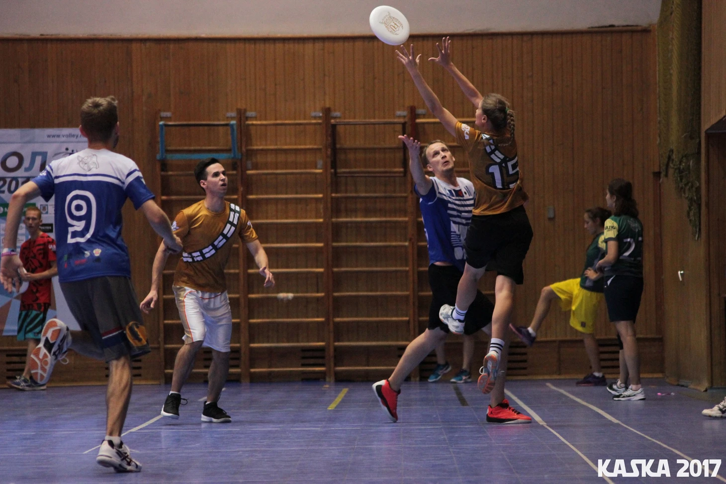 https://photobooth.cdn.sports.ru/preset/post/d/23/7fc71f2a54a6495245e1ce1ece856.jpeg