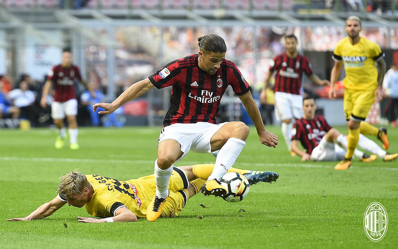 Рикардо Родригес: «Сделаем всё, чтобы фанаты смогли отпраздновать победу против «Ромы»