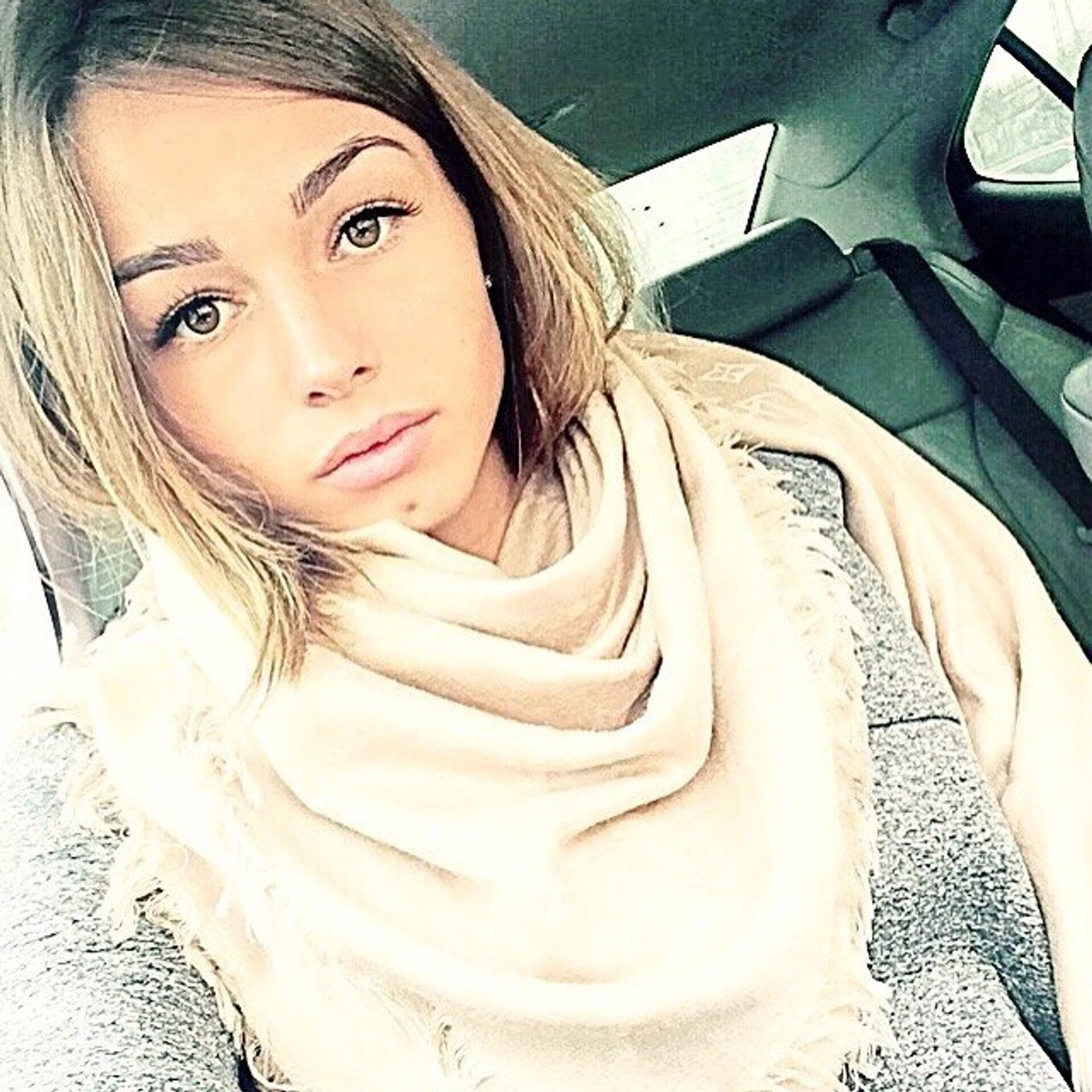 https://photobooth.cdn.sports.ru/preset/post/d/2f/5991c60044d6badb1c4da4805cc98.png
