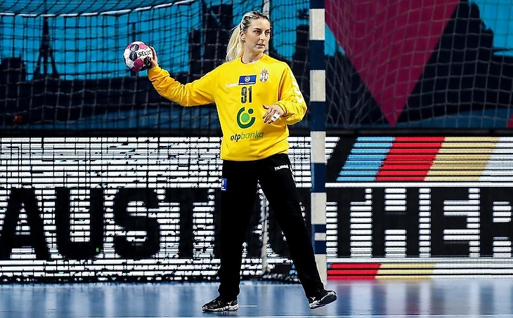 Испанский блог. День 3. Гандбольная версия "Бумажного дома". Профессор Аджич снова всех перехитрил, изображение №5