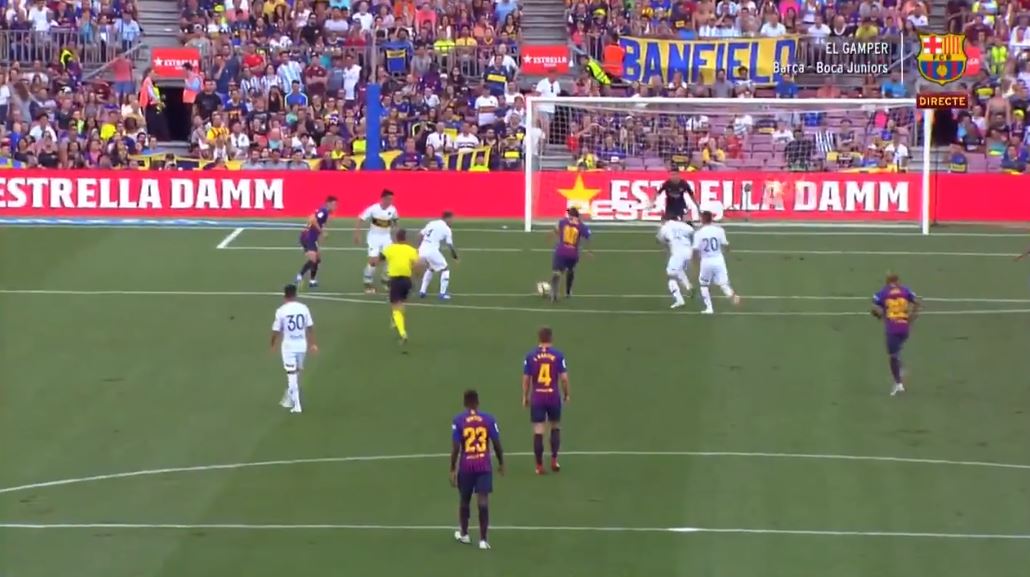 «Барса» вынесла «Боку» в кубке Гампера