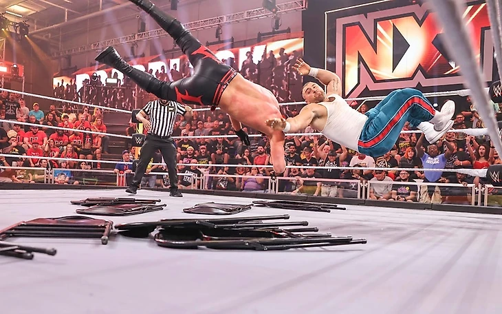 Обзор WWE NXT Roadblock 2023, изображение №2