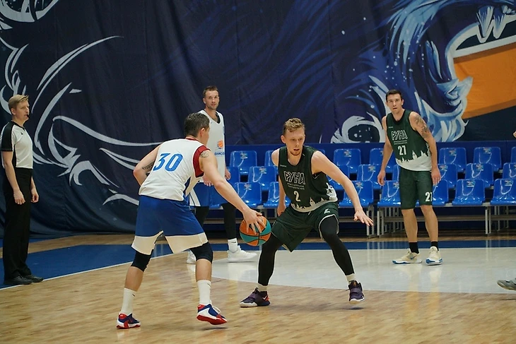 Обзор товарищеских матчей команды в Санкт-Петербурге, изображение №3