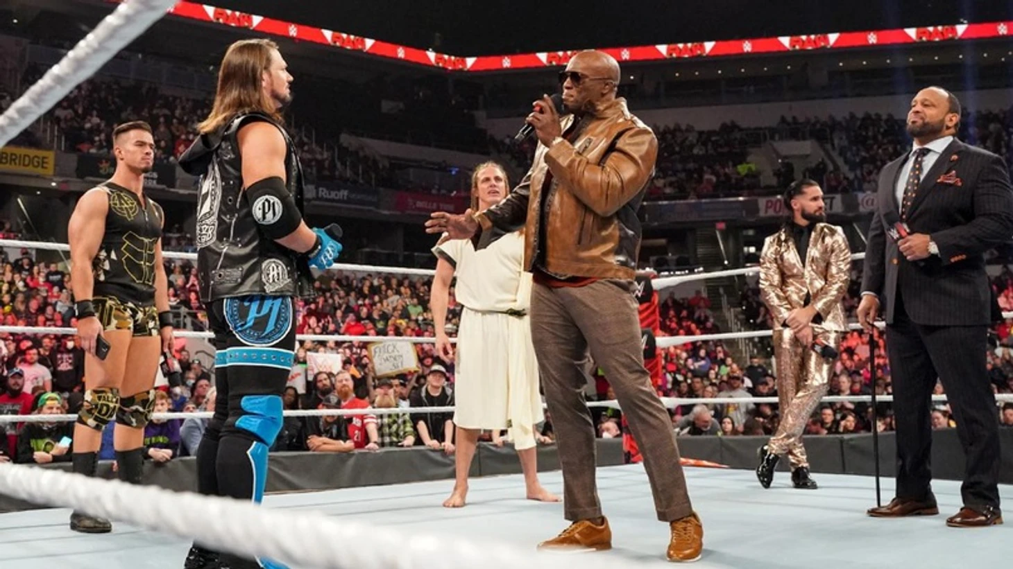 Обзор WWE Monday Night RAW 14.02.2022, изображение №4