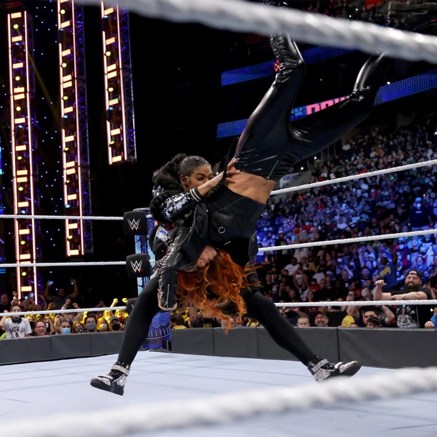 Обзор WWE Friday Night Smackdown 24.09.2021, изображение №4