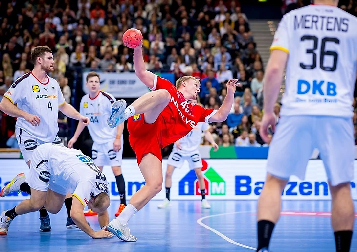 EHF Euro Cup. У Швеции — 100 процентов. Дания без Пютлика. Где Германии взять ещё пару Кнорров?, изображение №4