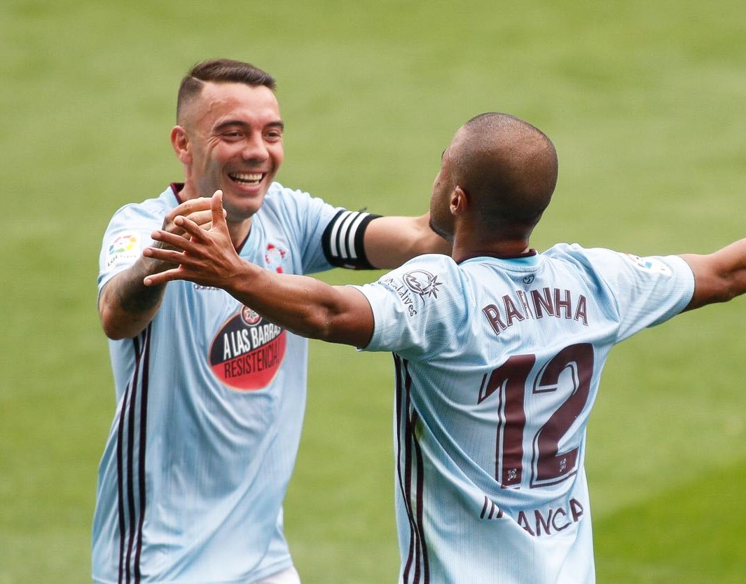 Рафинья в матче против «Алавеса»