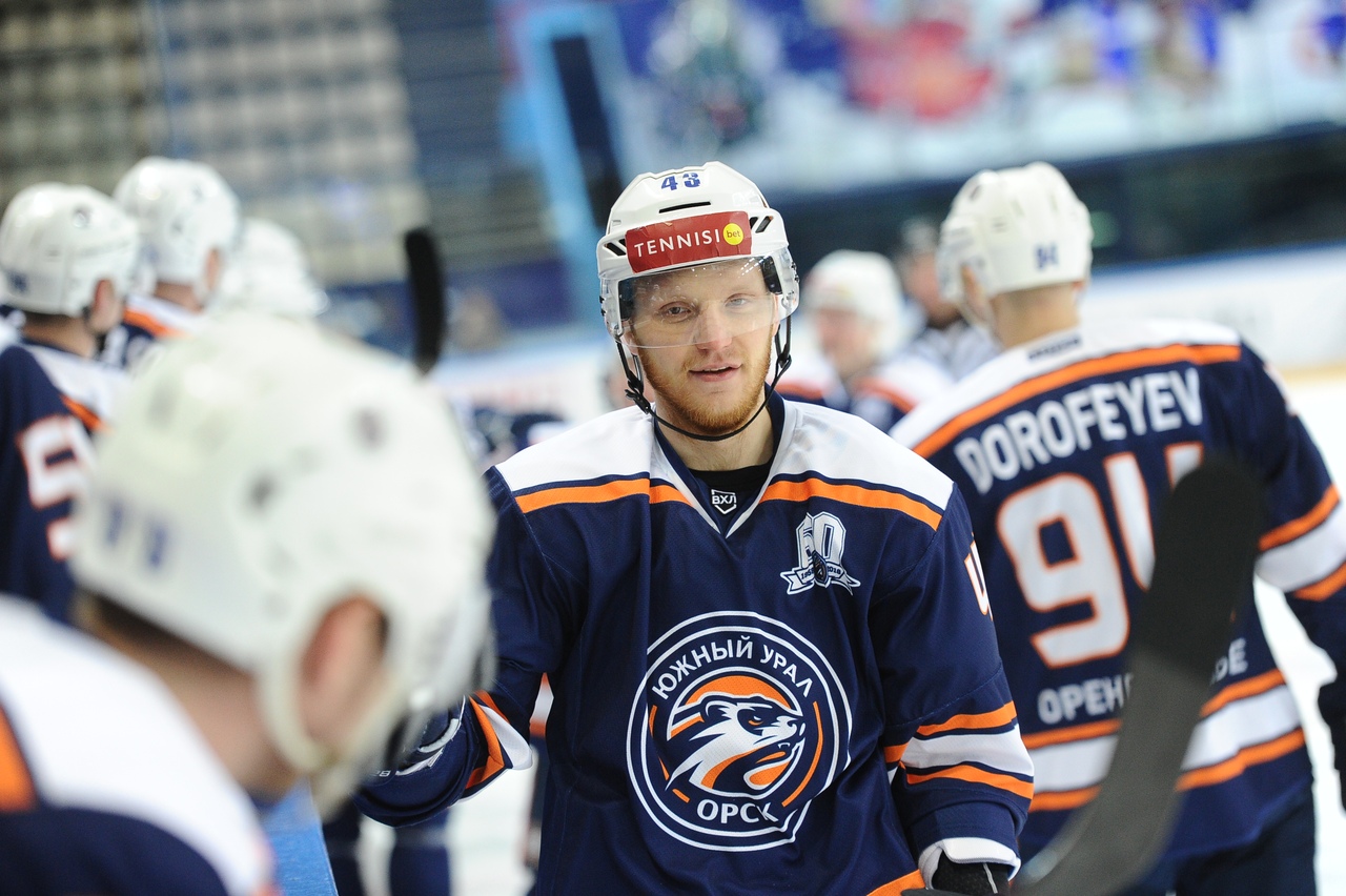 Экс-защитник “Южного Урала” Иван Гавриленко - о реалиях ВХЛ, проблемах с логистикой и клубе из Узбекистана