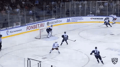 Кошечкин прозевал победный гол «Автомобилиста»