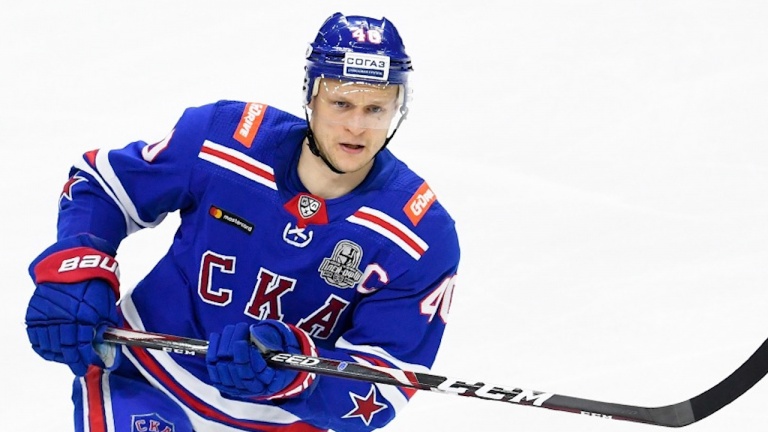 СКА летел 0:2, капитан полез в драку – а потом забил победный гол 