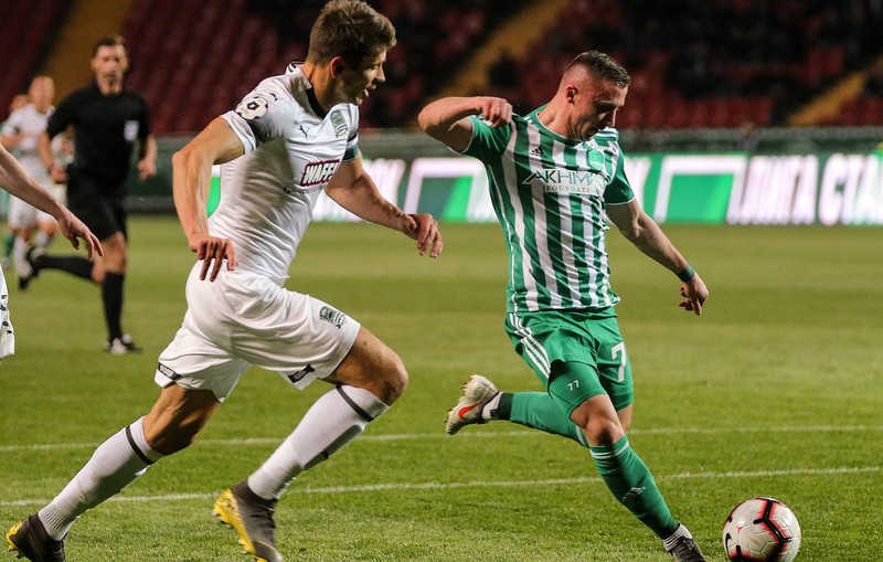 Крутые дриблеры, опасные латерали, кадровые потери: главное об атаке «Ахмата»