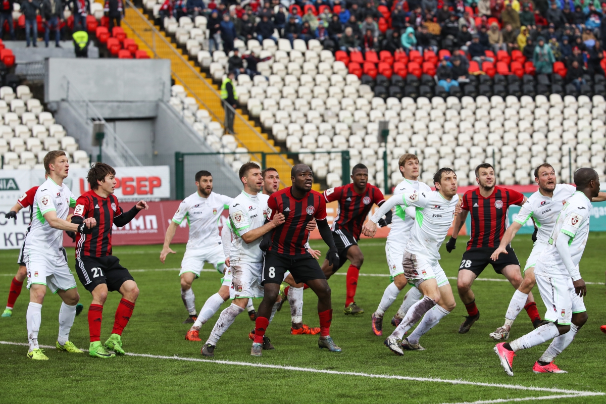 «Уфа» - «Амкар»: погода будет прохладной, встреча болельщиков - теплой, а игра - жаркой