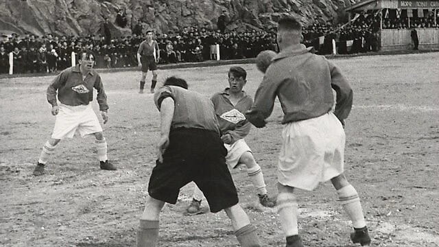 Эпизод одного из матчей в 1920-х годах