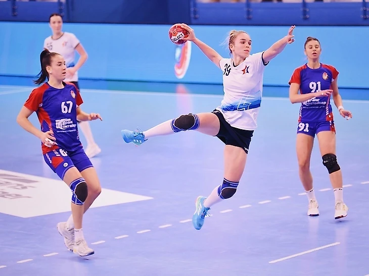 Станислава Герасимова: "Прозвища никогда не было. Потому что Стася и так — что-то эксклюзивное", изображение №1