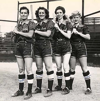 Женский бейсбол