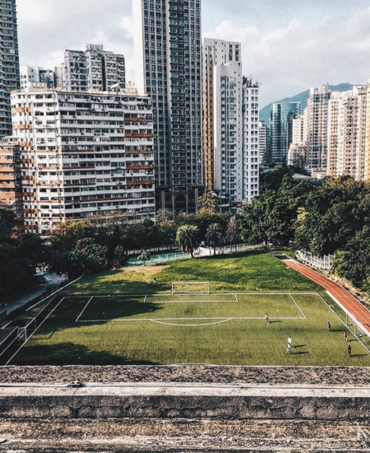 https://photobooth.cdn.sports.ru/preset/post/d/9a/9ec5599c24f539907992c75df2c47.png