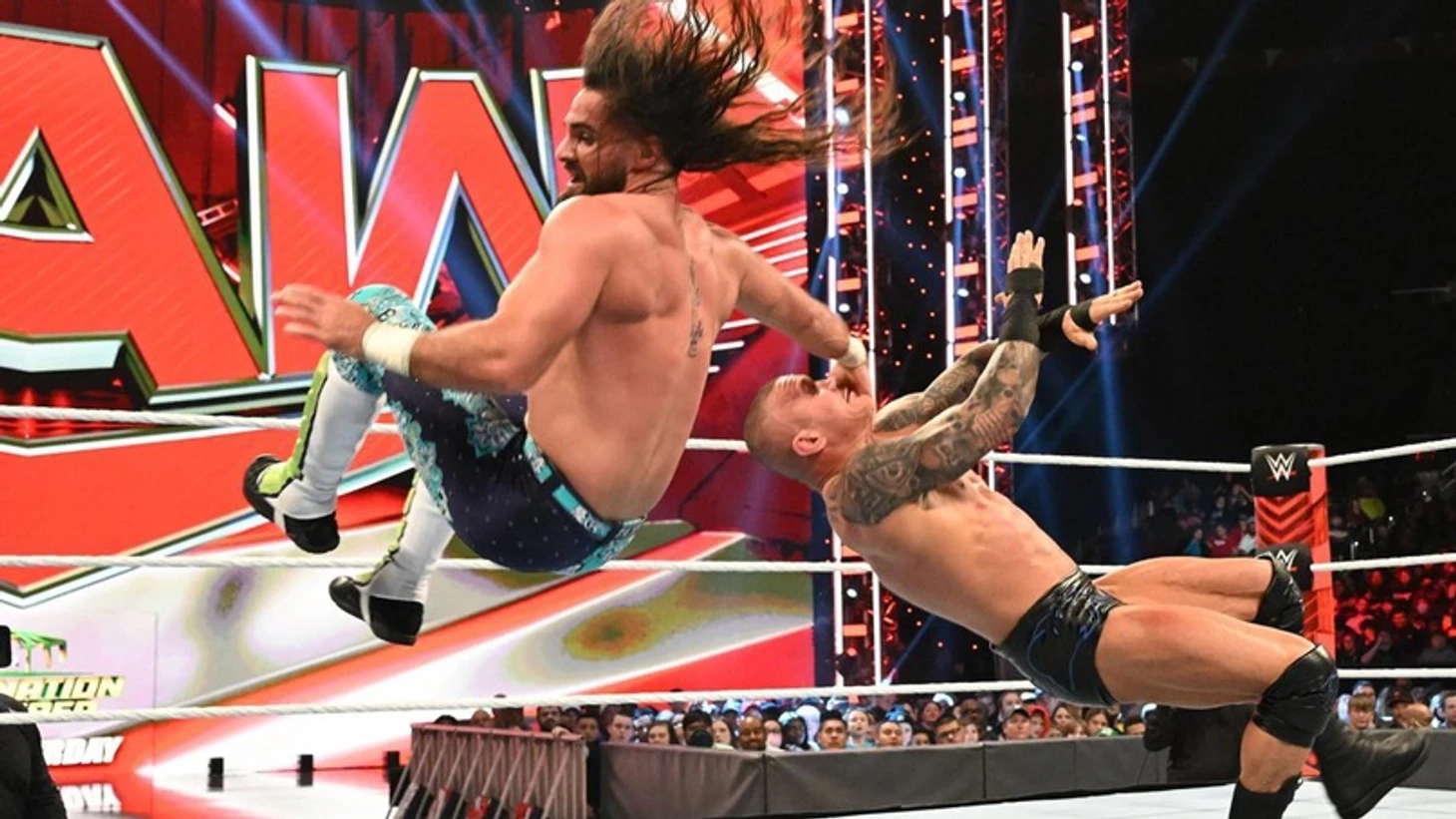 Обзор WWE Monday Night RAW 14.02.2022, изображение №26
