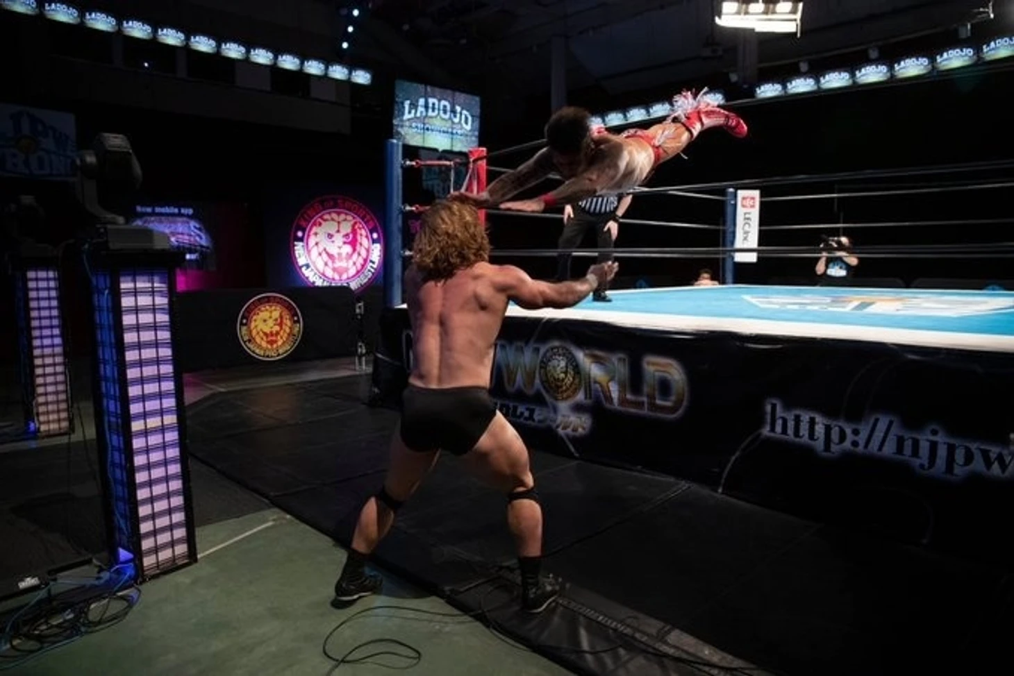 Обзор NJPW Strong: LA Dojo Showcase (на 38-ом ТВ-выпуске STRONG за 30.04.2021), изображение №6