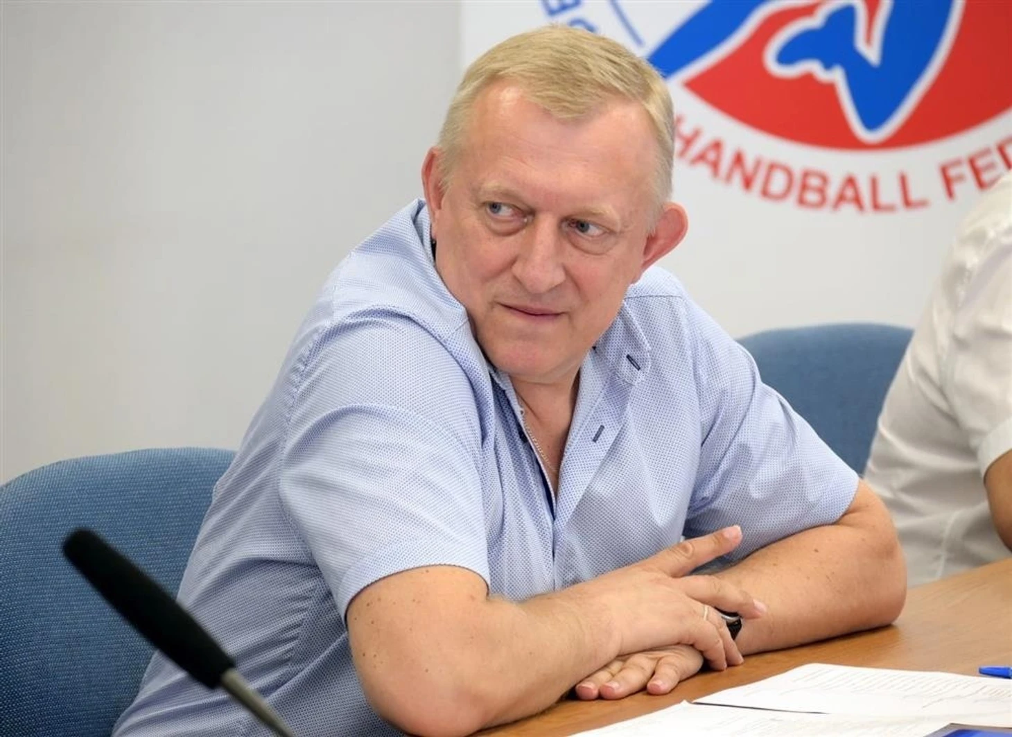 Первая лига. Виктор Поладенко: "Наша боль — нестандартные залы и положение в женском турнире", изображение №1