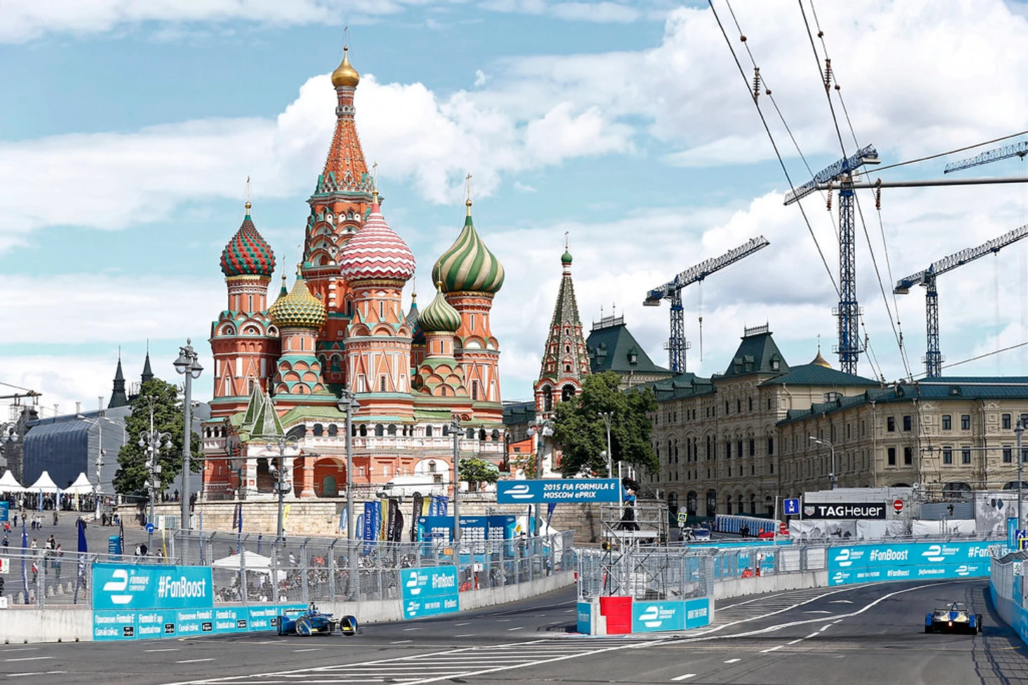 &quout;AUTO - FORMULA E MOSCOW 2015&quout; by RENAULT SPORT is licensed under CC BY-NC-ND 2.0