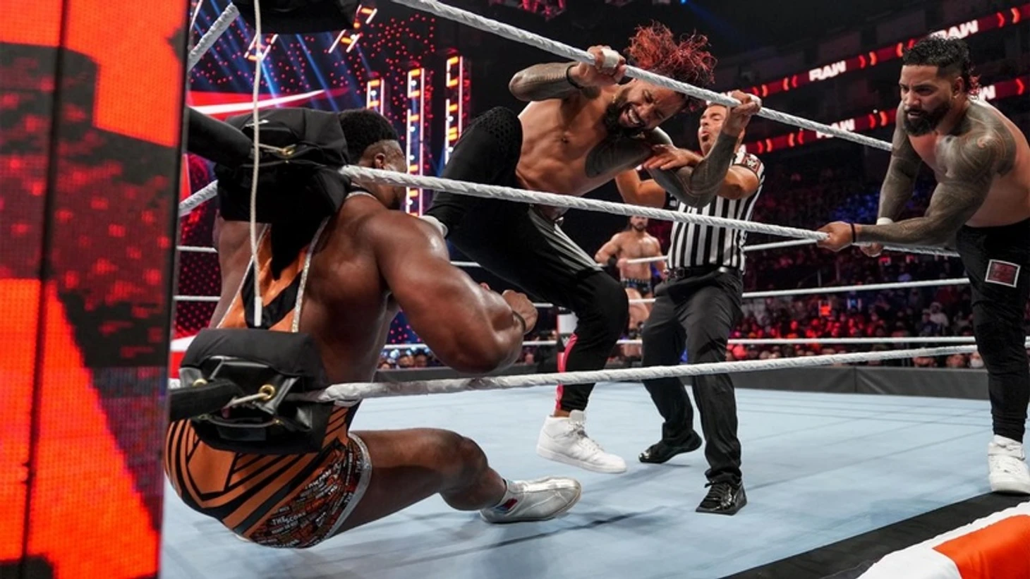 Обзор WWE Monday Night RAW 11.10.2021, изображение №23