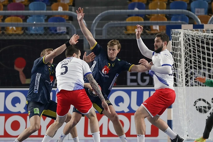 ЧМ-2021. Сергей Кленов: "Нет объяснения, почему один матч команда играла хорошо, а другой проваливала", изображение №3