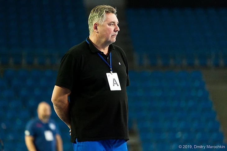 Суперлига. Предсезонье в Челябинске. Сергей Сушков: "Зал так и не открыли. Мы вечно в разъездах", изображение №1