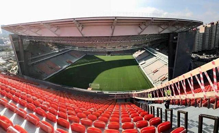 стадион Екатеринбурга