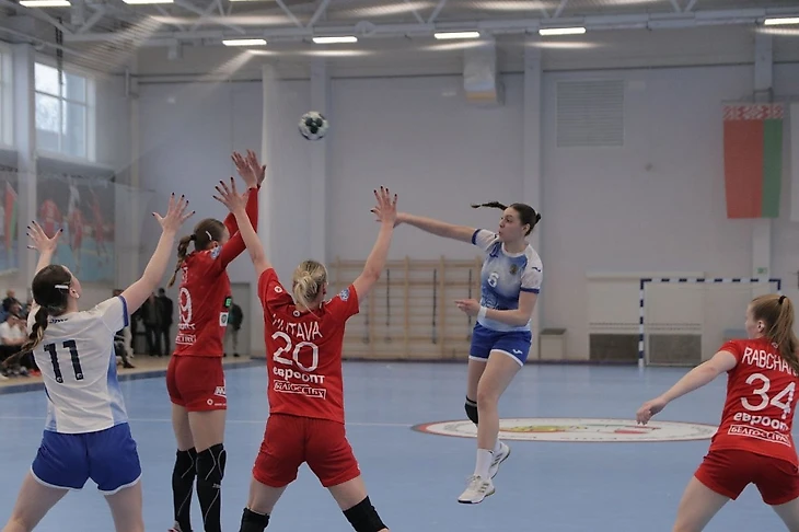 Товарищеский турнир. Беларусь показала российской молодёжи Кулак. Но отчаиваться не стоит, изображение №2