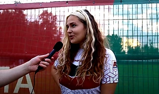19-летняя регбистка дала интервью на пяти языках (на шестом постеснялась): она родилась в Москве, но живет и играет в Испании