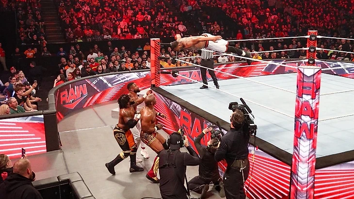 Обзор WWE Monday Night RAW 16.01.2023, изображение №10