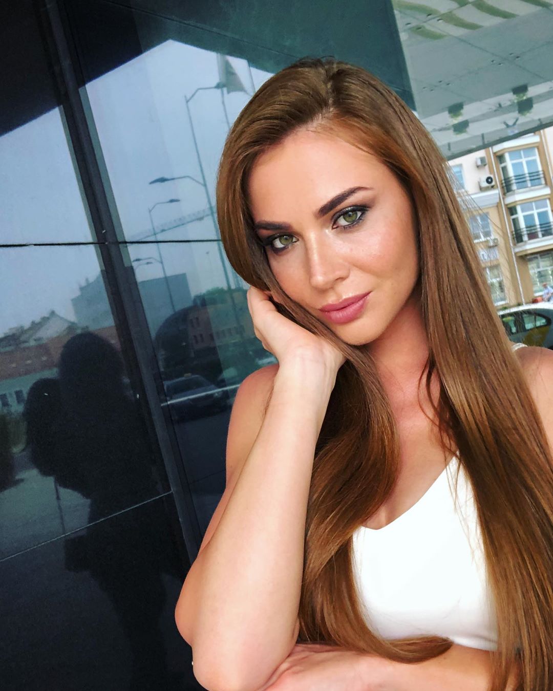 девушки и спорт, Артем Милевский