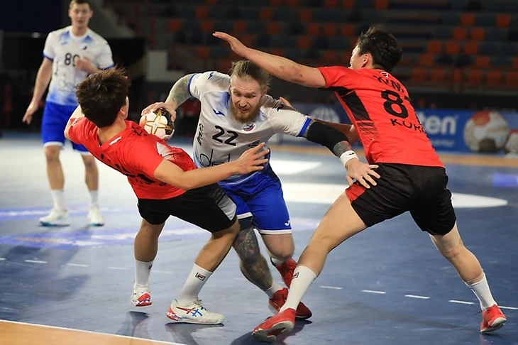 ЧМ-2021. Время дождавшихся шанса. В обновленном составе россияне обыграли корейскую молодежь, изображение №1