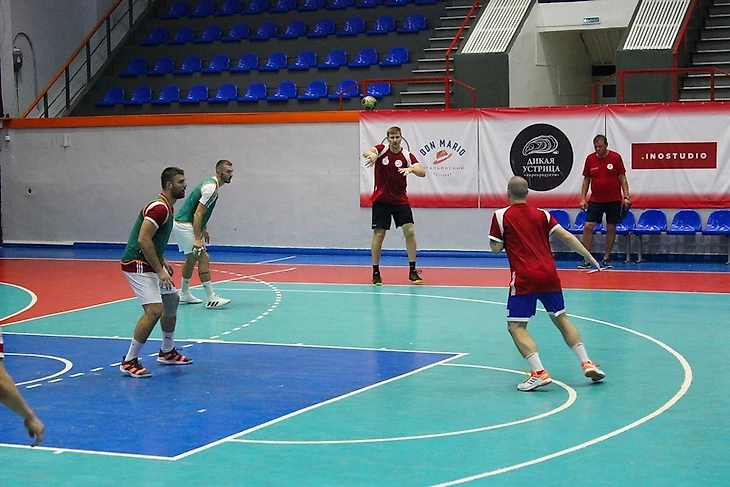 Лев Целищев: "Не знаю, какие слухи ходят о Таганроге, но это не самый дорогой контракт в моей карьере", изображение №4