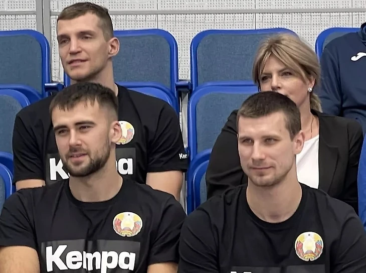 Владислав Кулеш: "Все говорят, что мы слабые. Но я так не считаю. В матче с поляками был не наш день", изображение №3