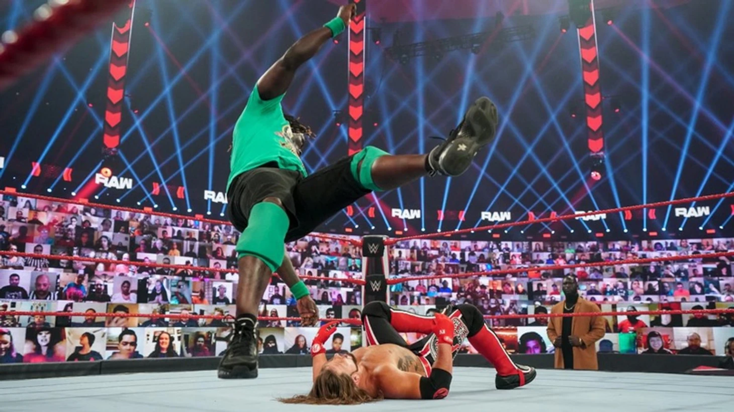 Обзор WWE Monday Night RAW 25.01.2021, изображение №15
