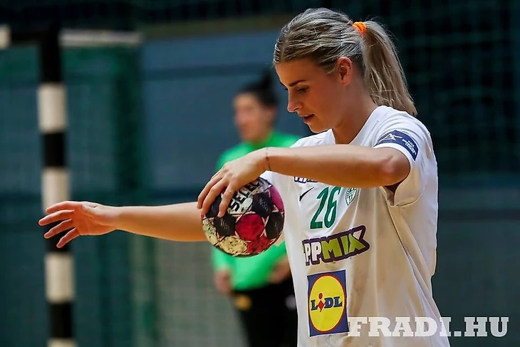 Delo Лига чемпионов. Голод Ангелы, сэйвы Тофт, дебют Бруны, вера в Рю и преображение звездных норвежек, изображение №2