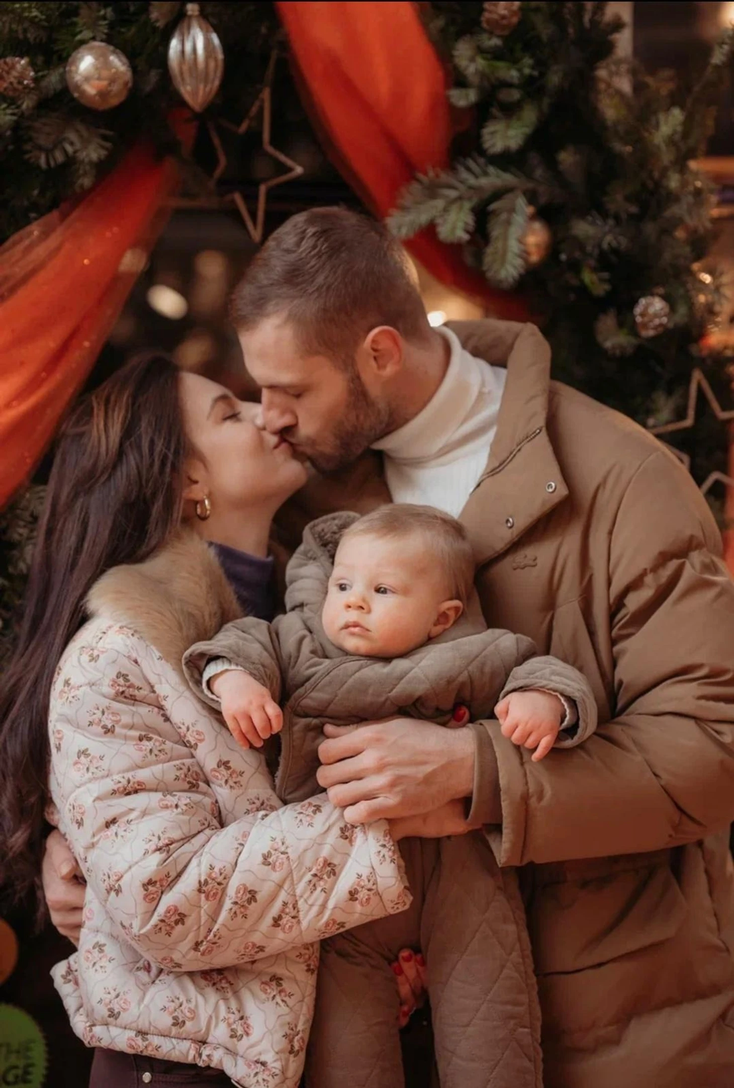 С женой Таисией и сыном Леонидом