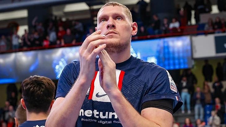 Эксклюзив БЦ. Дайнис Криштопанс: "Почему ухожу? В Париже слишком много неопределённости!", изображение №1