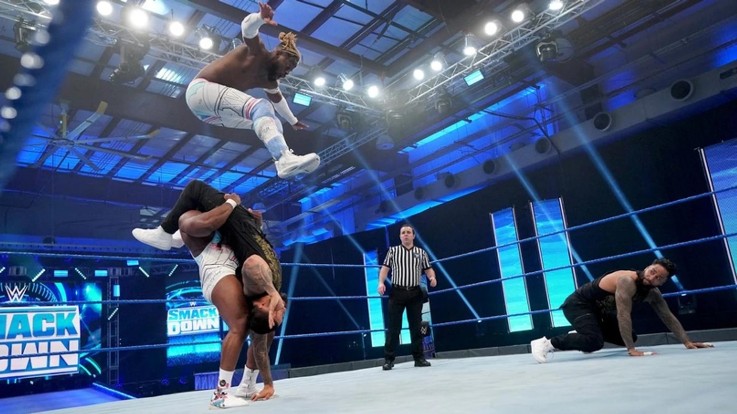 Обзор WWE Friday Night Smackdown 27.03.2020, изображение №21
