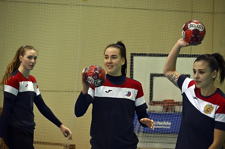 Olimpbet Cуперлига. Анастасия Илларионова: "Из линейных по манере игры нравится Оскар Бергендаль", изображение №4