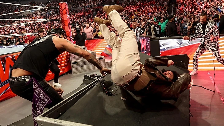Обзор WWE Monday Night RAW 03.04.2023, изображение №13