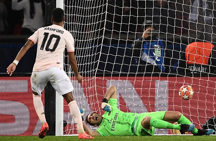 Буффон и пенальти от МЮ