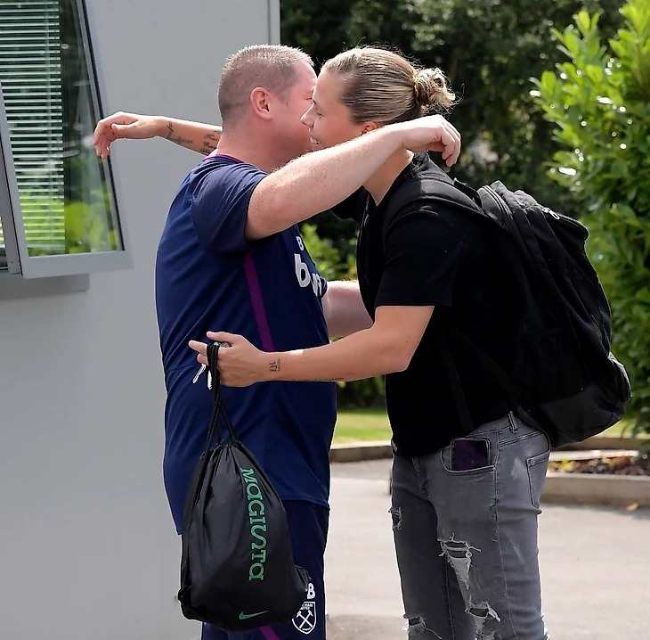 Главны тренер Мэтт Беард и капитан Джилли Флаерти соскучились за лето