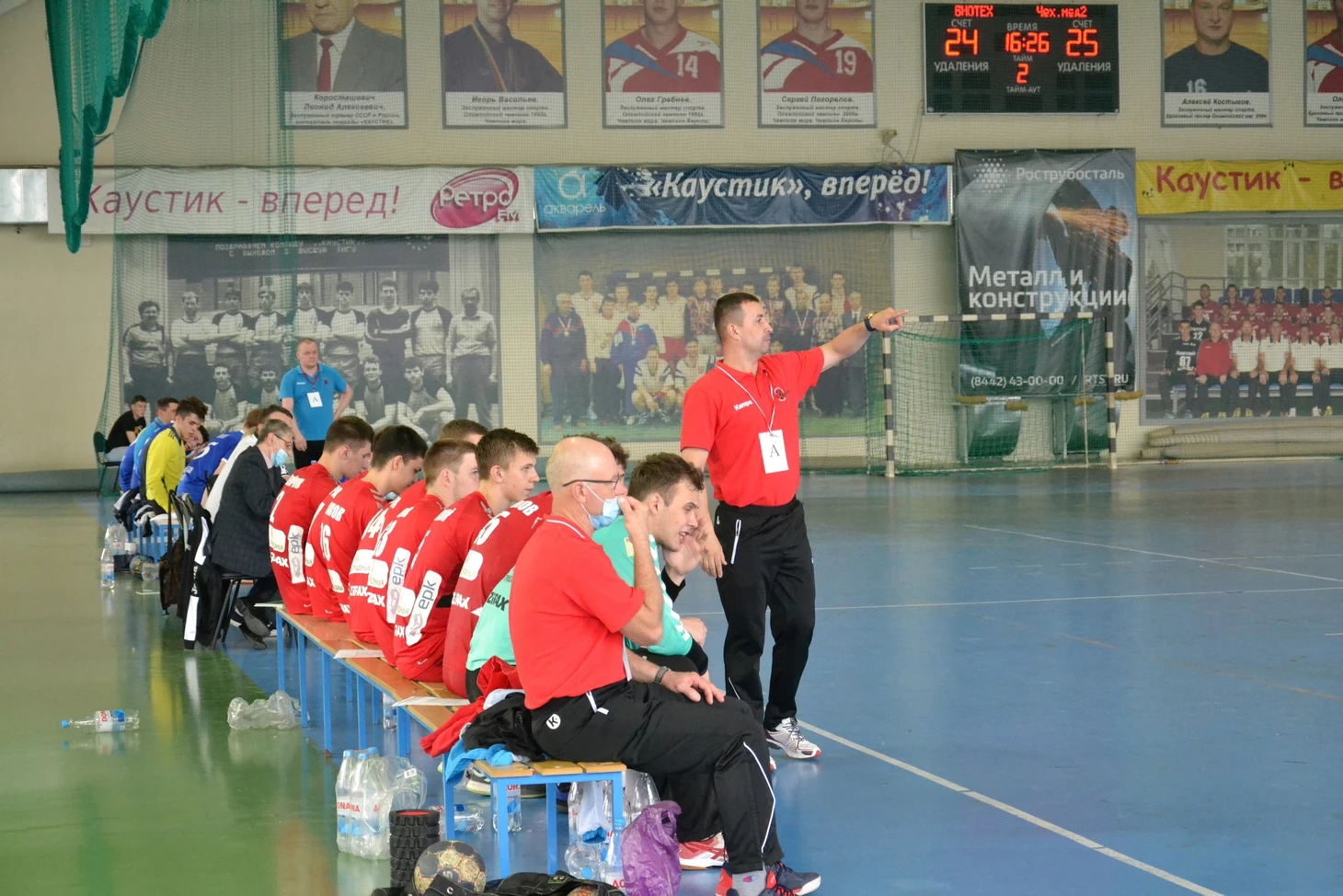 "Сразу сказал ребятам, что я не очень демократичен". "Каустик" вступает в сезон с новым тренером, изображение №1