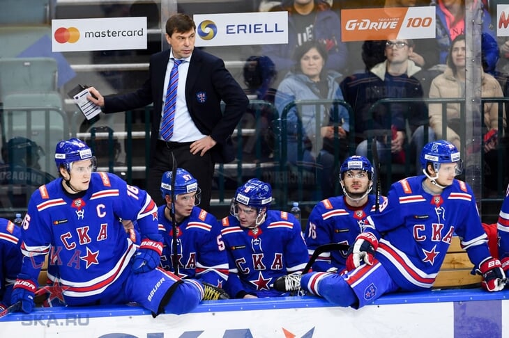 У СКА 7 поражений в 9 играх. Разбираемся, почему валится самая богатая команда страны
