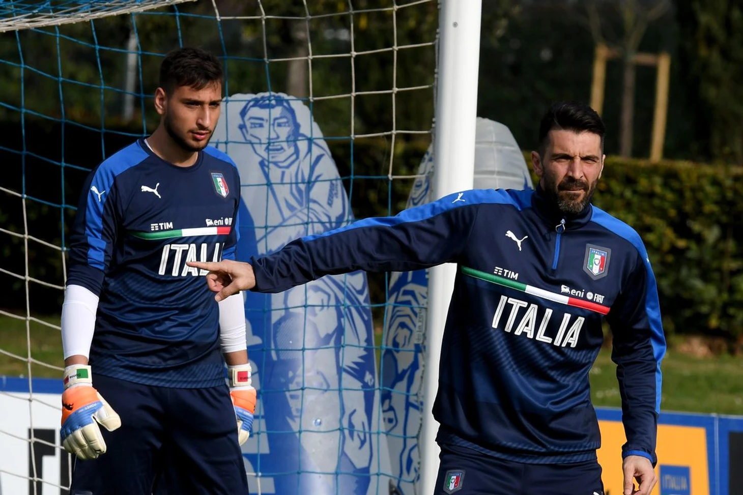 �а��инки по зап�о�� buffon donnarumma
