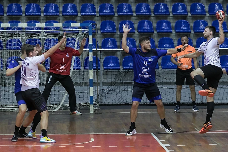 Чемпионат России. Армейские козыри, битые