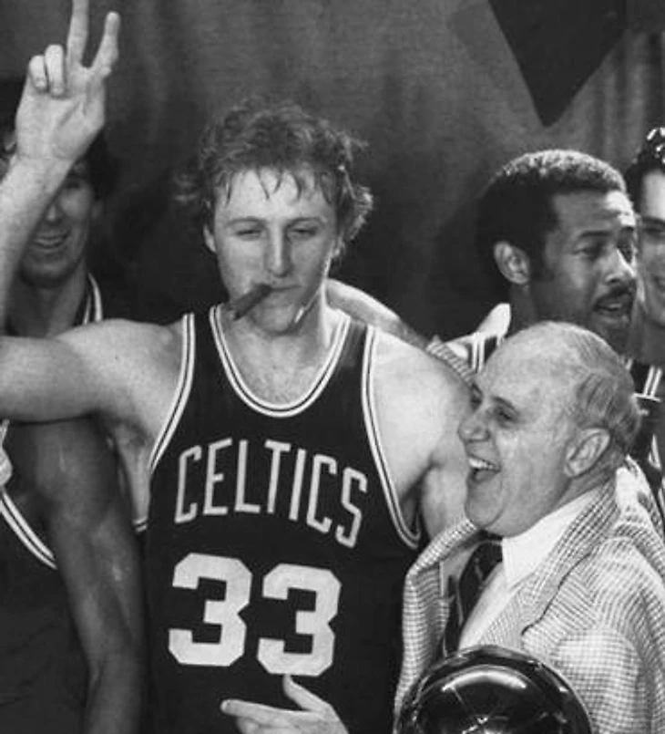 Ларри Берд, Рэд Ауэрбах и сигара